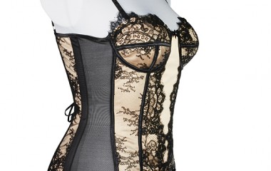 Torso support girdle with French lace